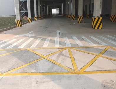 十堰十堰厂区道路标线施工